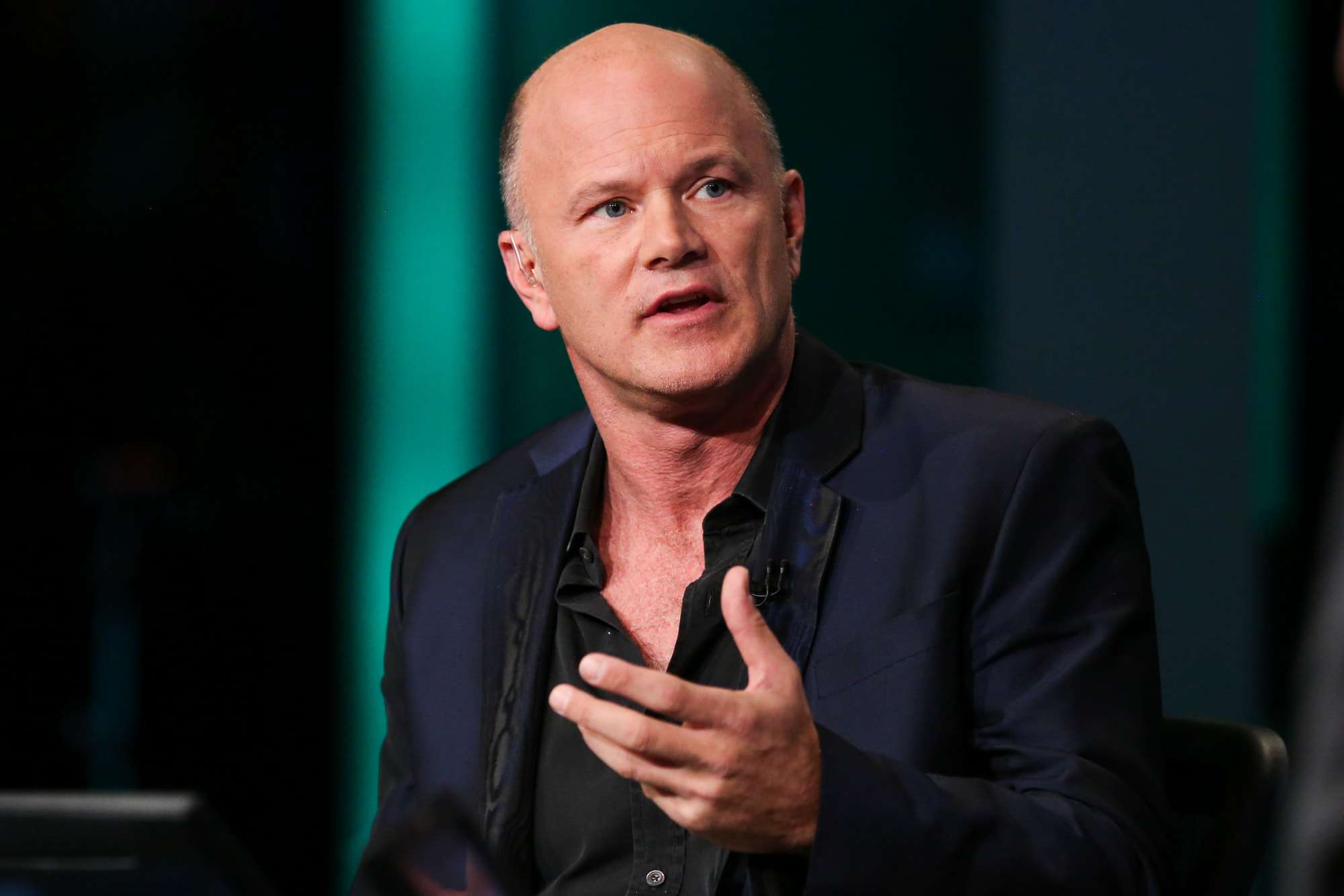 how much bitcoin did mike novogratz buy this weekend