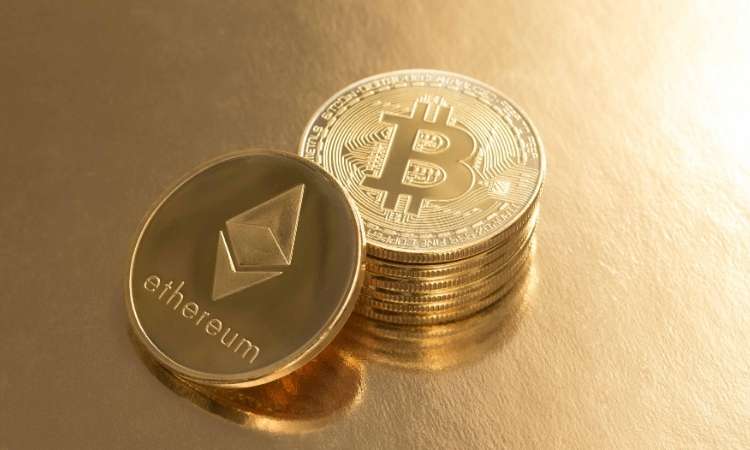 Ethereum Slides Near Three Year Low Against Bitcoin Amid Crypto Market Pullback