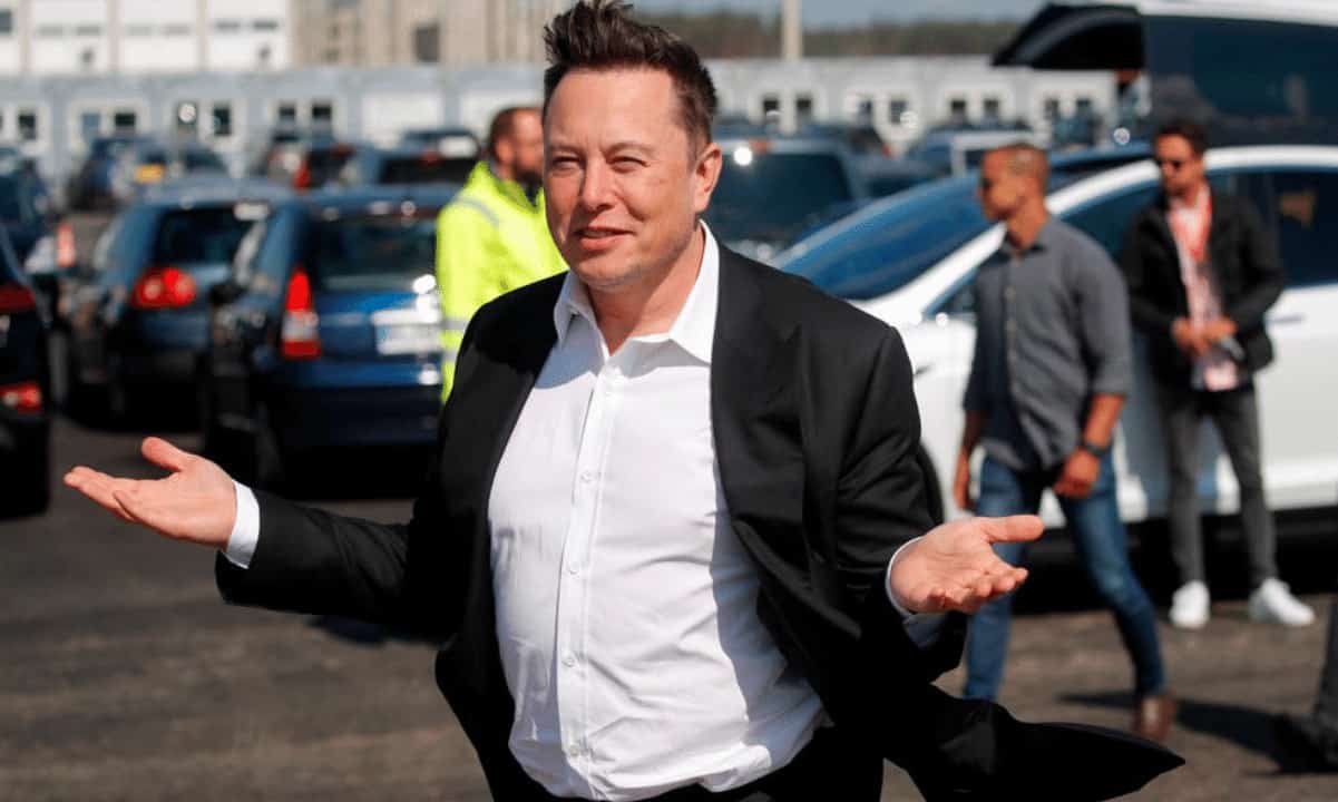 Elon Musk Scam Tokens Emerge Following Twitter Bio Change