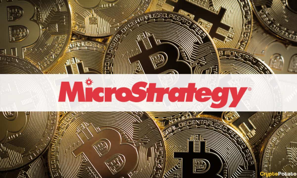 Bitcoin Rallies into the Weekend as MicroStrategy May Raise 0M to Buy BTC