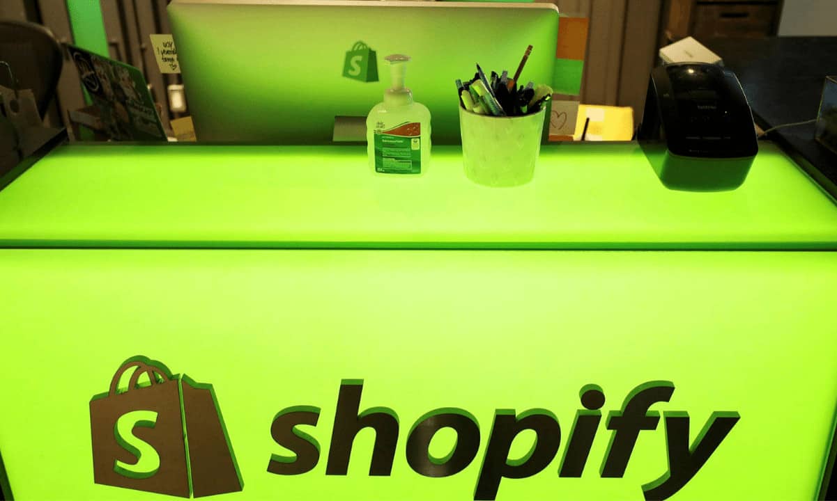 Shopify to Accept USDC Payments Via Solana Pay Integration