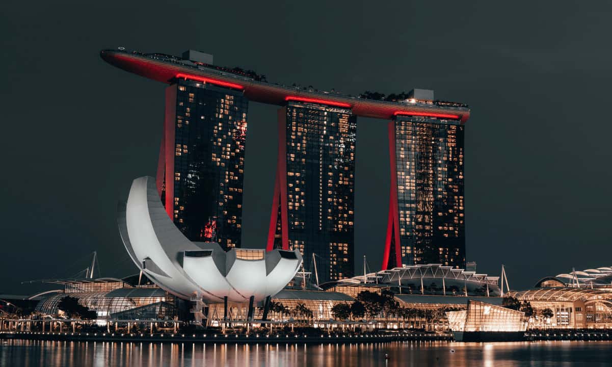 Stringent Rules Could Turn Singapore Into a Global Crypto Hub, the MAS Says