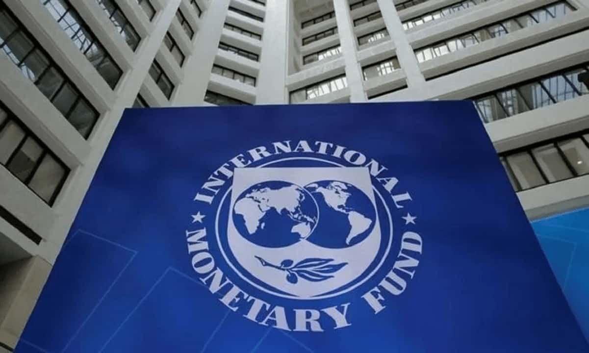 IMF: Limited Impact From Crypto Crash But Global Recession Likely