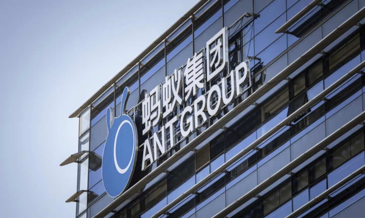 Jack Ma’s Ant Group Launched a Digital Bank Focused on Small Busineses in Singapore