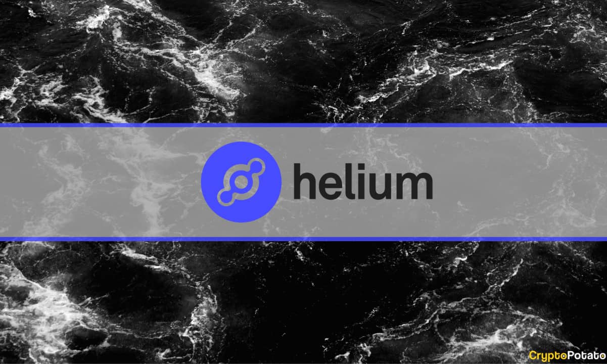 Bitcoin Stuck Below $17K, Helium Explodes 27% (Market Watch)