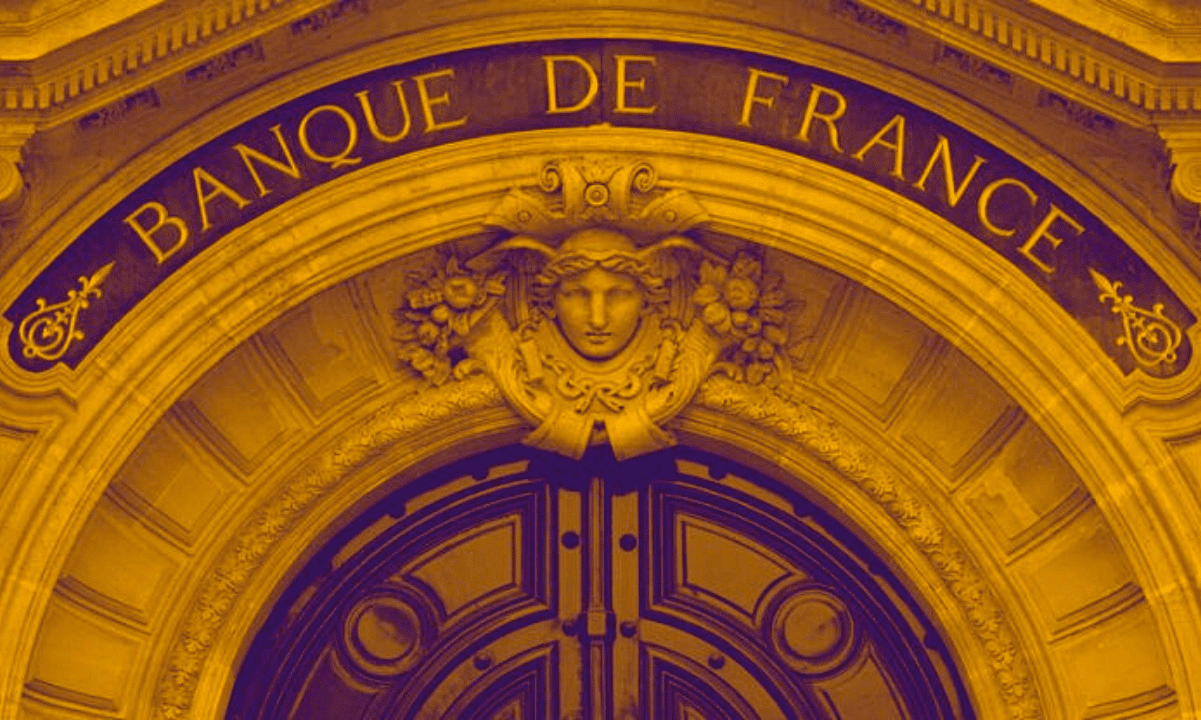 Bank of France Governor Thinks Crypto Companies Should Abide by Stricter Rules