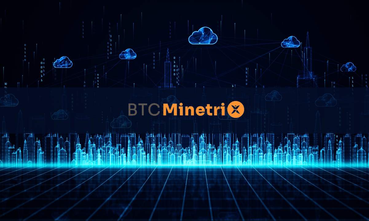 ChatGPT Gives 2024 Solana Price Outlook as SOL Pumps Another 10%, Is Also Bullish on Bitcoin Minetrix