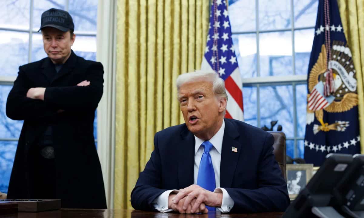 Tesla Shares Drop as Donald Trump Threatens Subsidy Cuts Following Elon Musk Clash