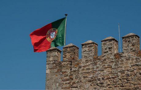 U-Turn: Major Portuguese Banks Close Crypto Accounts (Report)
